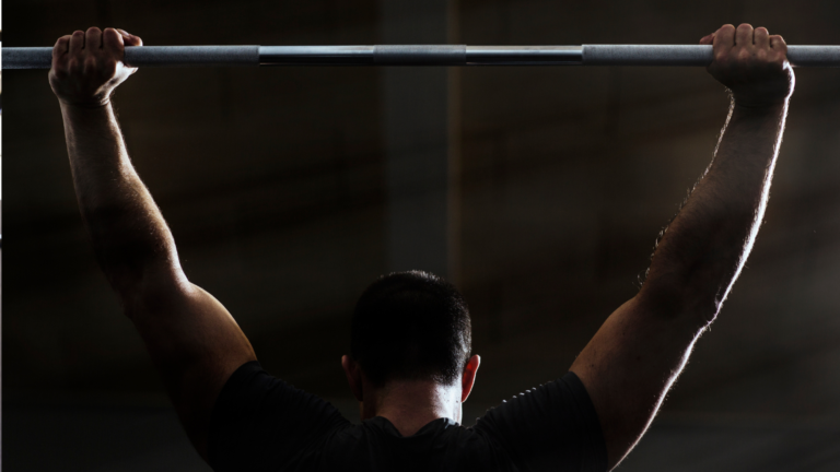 Beginner barbell workout: Build upper body with four moves