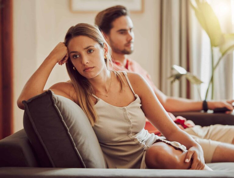 6 Ways that we Unintentionally Denigrate Our Spouses