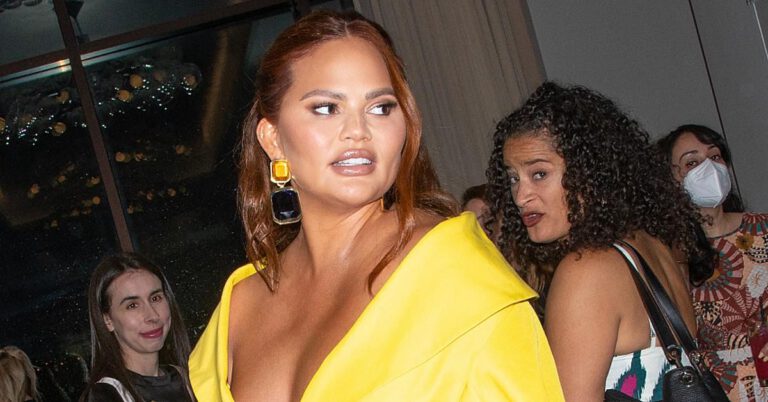 Chrissy Teigen Hilariously Hints at Past Drug Use With Instagram Challenge Video: 'Would Have Nailed This'