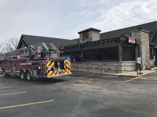 'Like a flamethrower': Buffet fire shuts down Austin's Saloon in Libertyville during Easter brunch