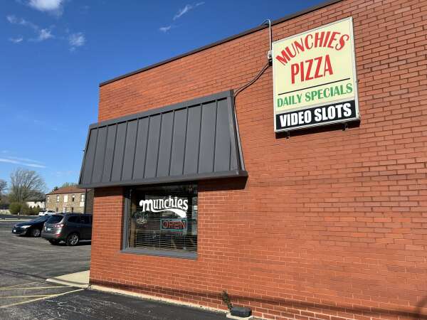 Pizzeria resolves feud with Elkgrove Village and will receive relocation aid